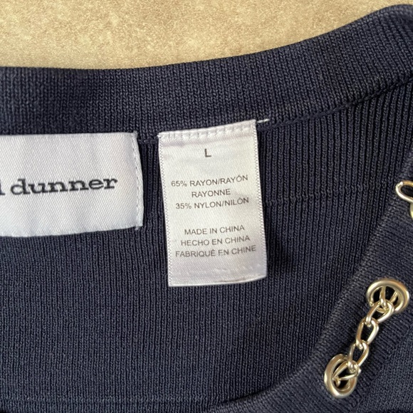 Navy blue top with chain link embellishment at neck line - Picture 5 of 5